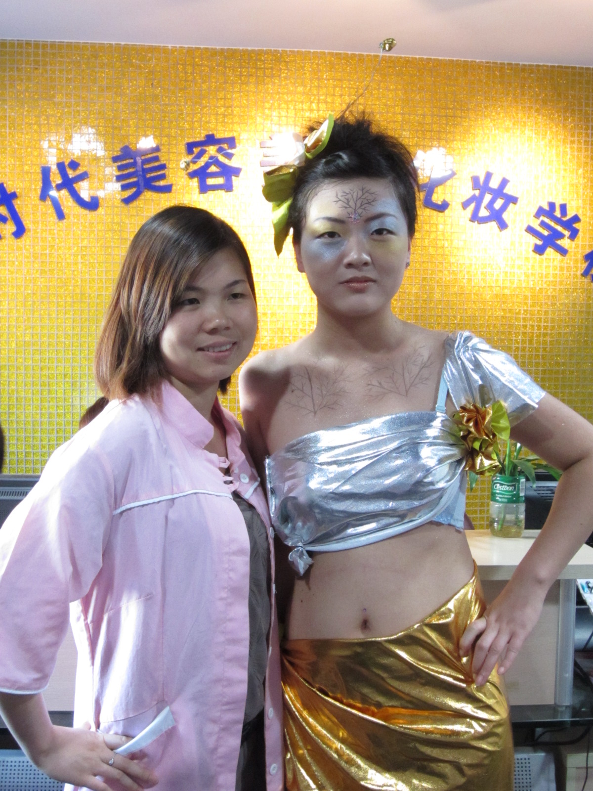 龍華時代美容美發(fā)化妝學校作品