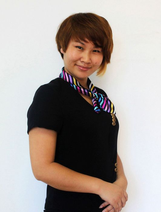 時代美容美發(fā)化妝學校老師