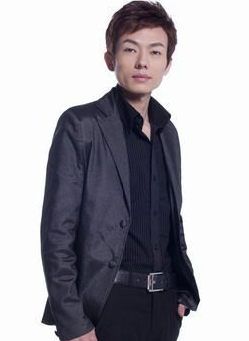 時代美容美發(fā)化妝學校老師